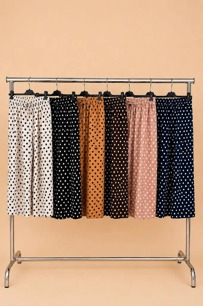 703981 30392POLKADOT--.webp