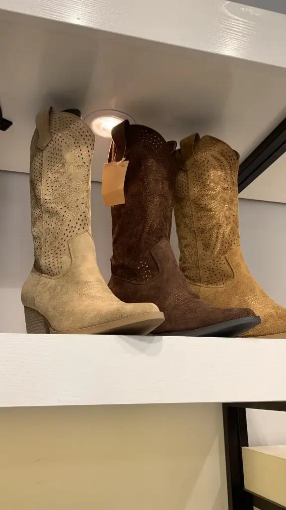 [SH5828] SH5828 (Camel)