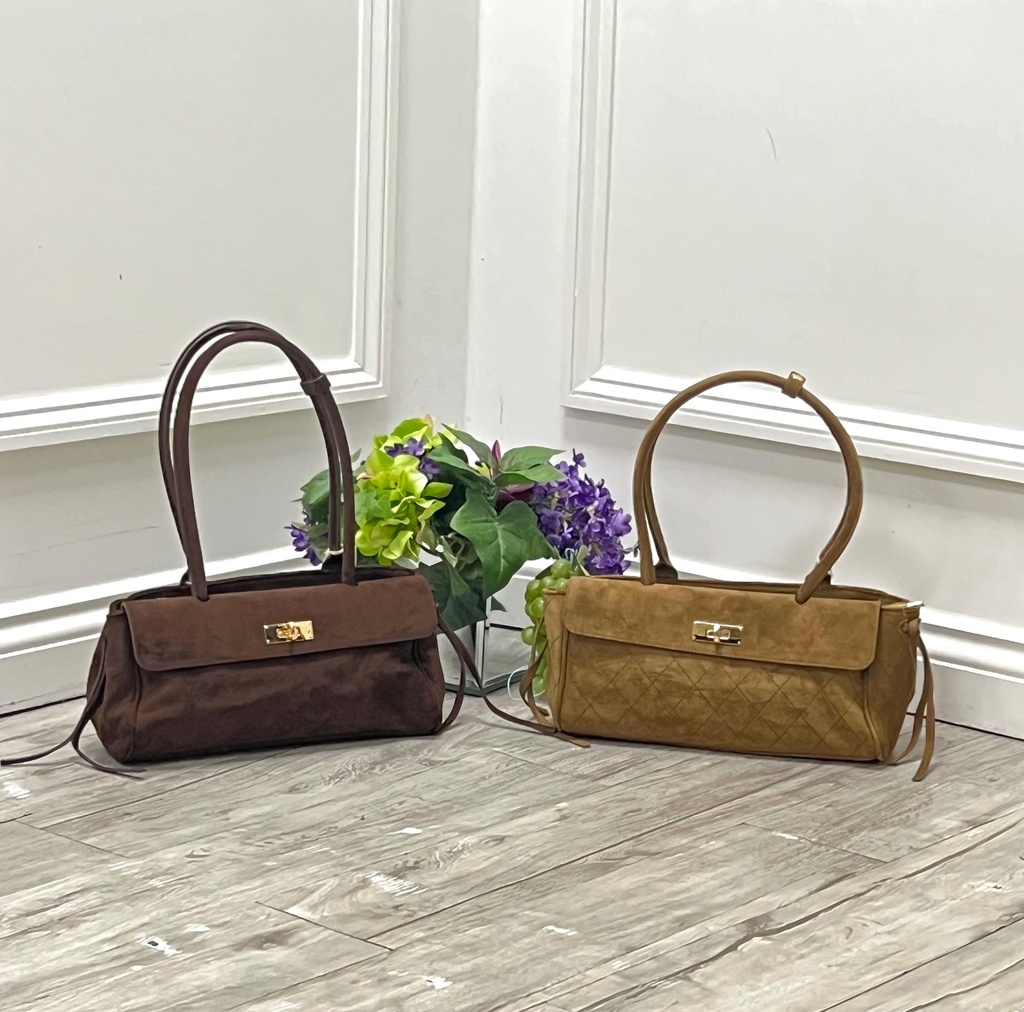 [MM26877] MM26877 (Camel)